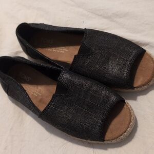 Woman's size 6 Toms, shimmery Navy